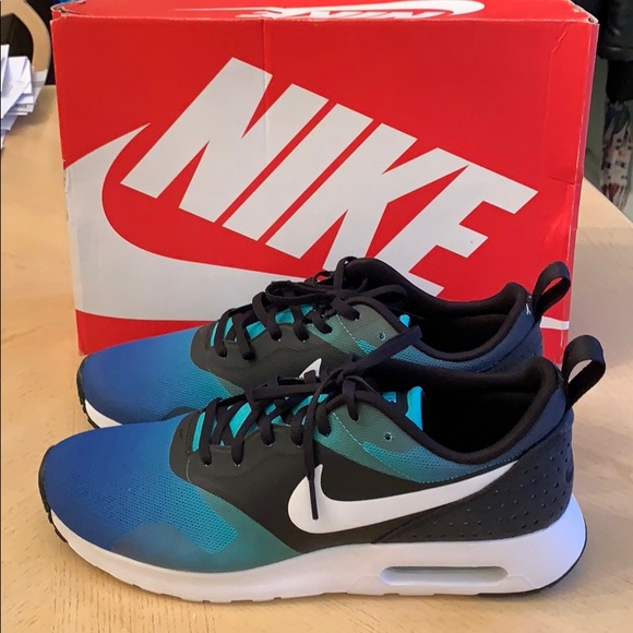 Nike Other - Nike Air Max (Men size 10)- NEW